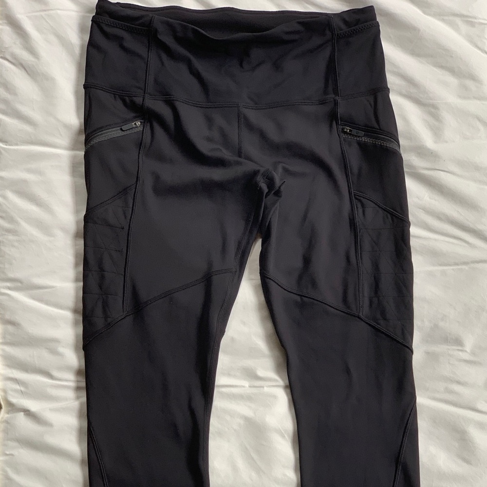 Lululemon leggings black quilted pockets 10